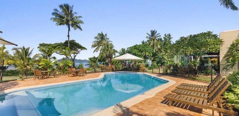Wongalinga Hotel Mission Beach Exterior photo